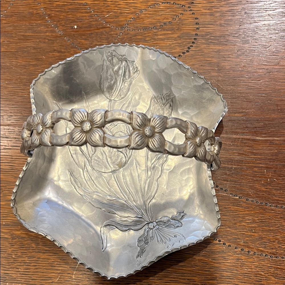 Cromwell Aluminum Candy Dish